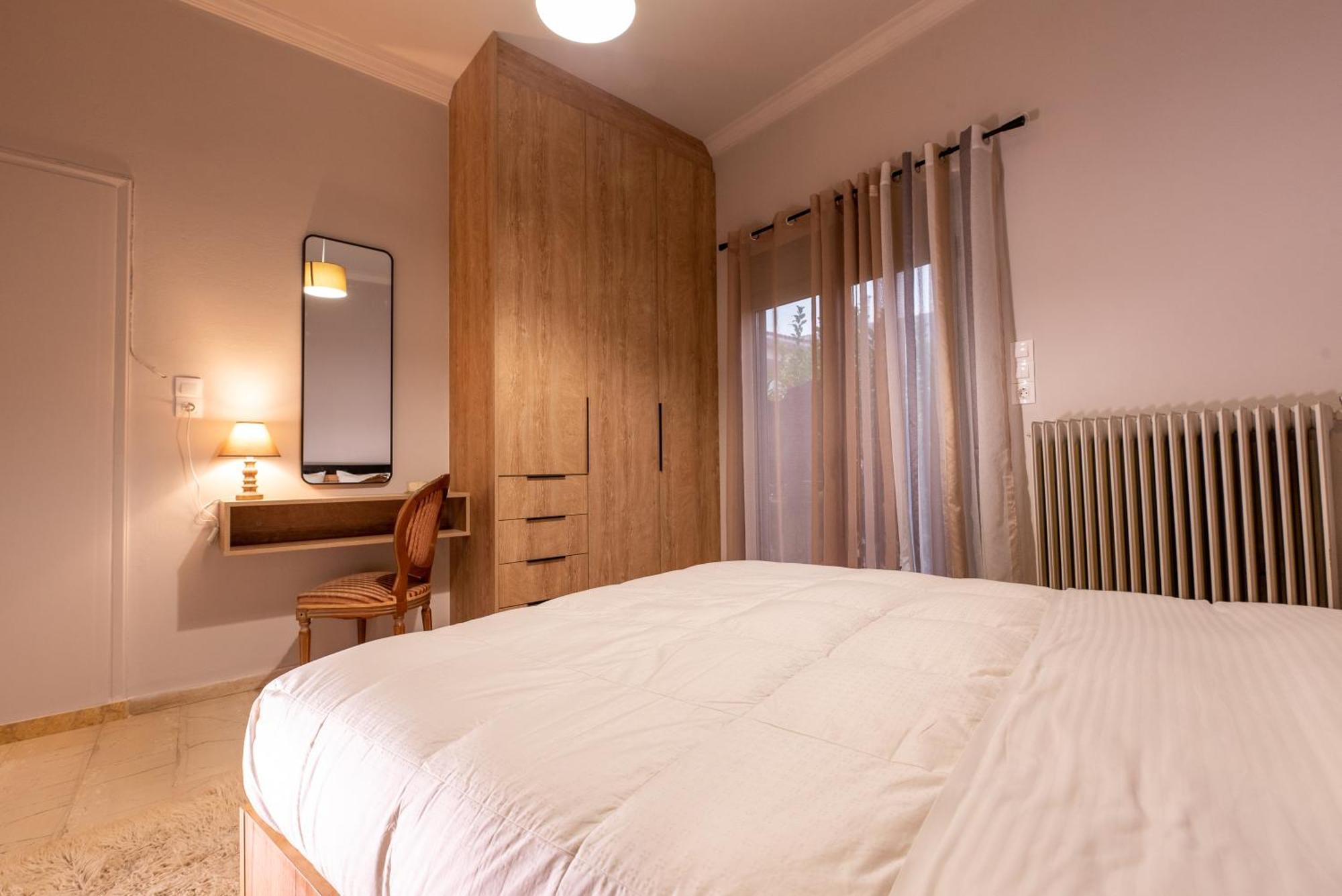 Stamos Apartment Airport Спата Экстерьер фото