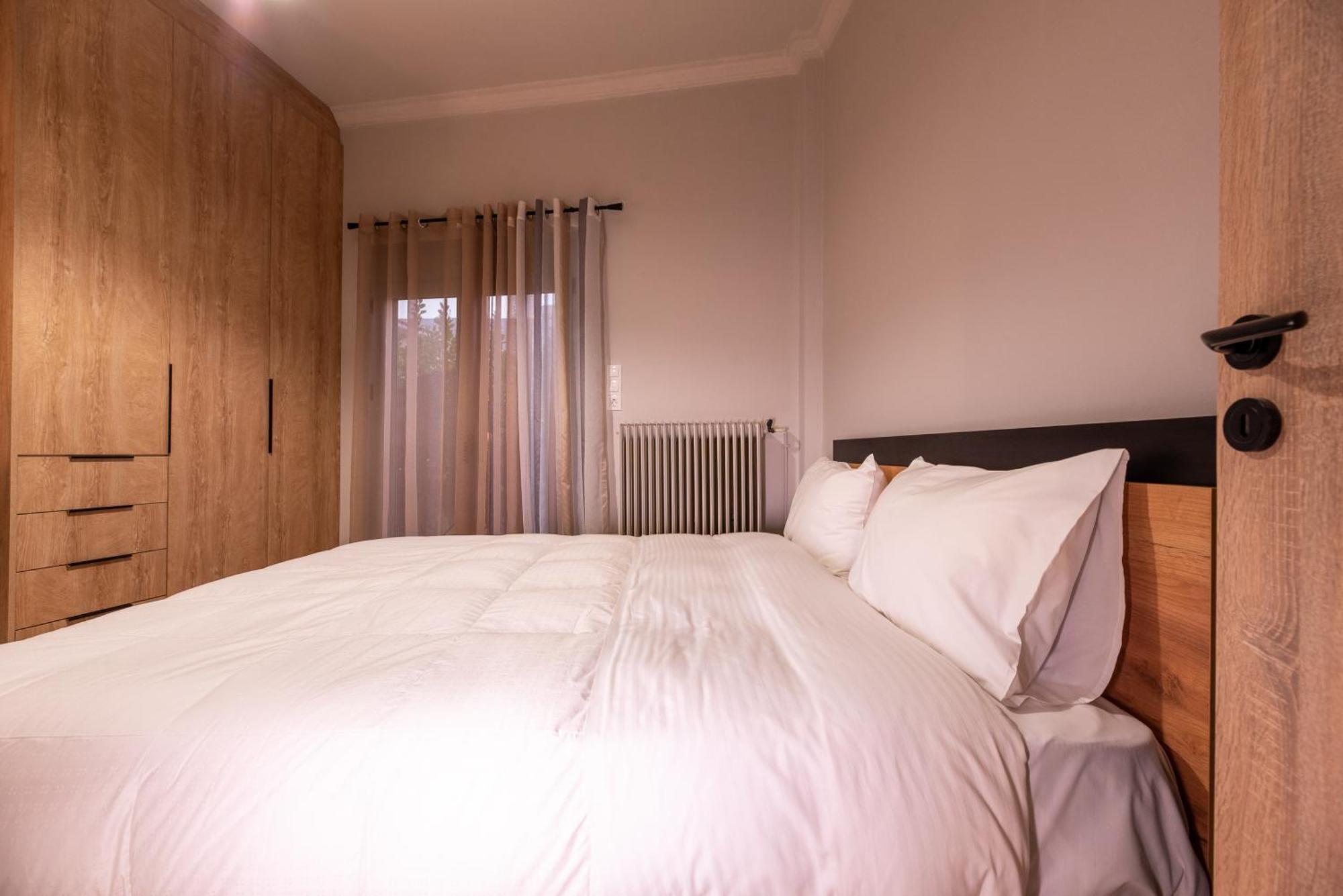 Stamos Apartment Airport Спата Экстерьер фото