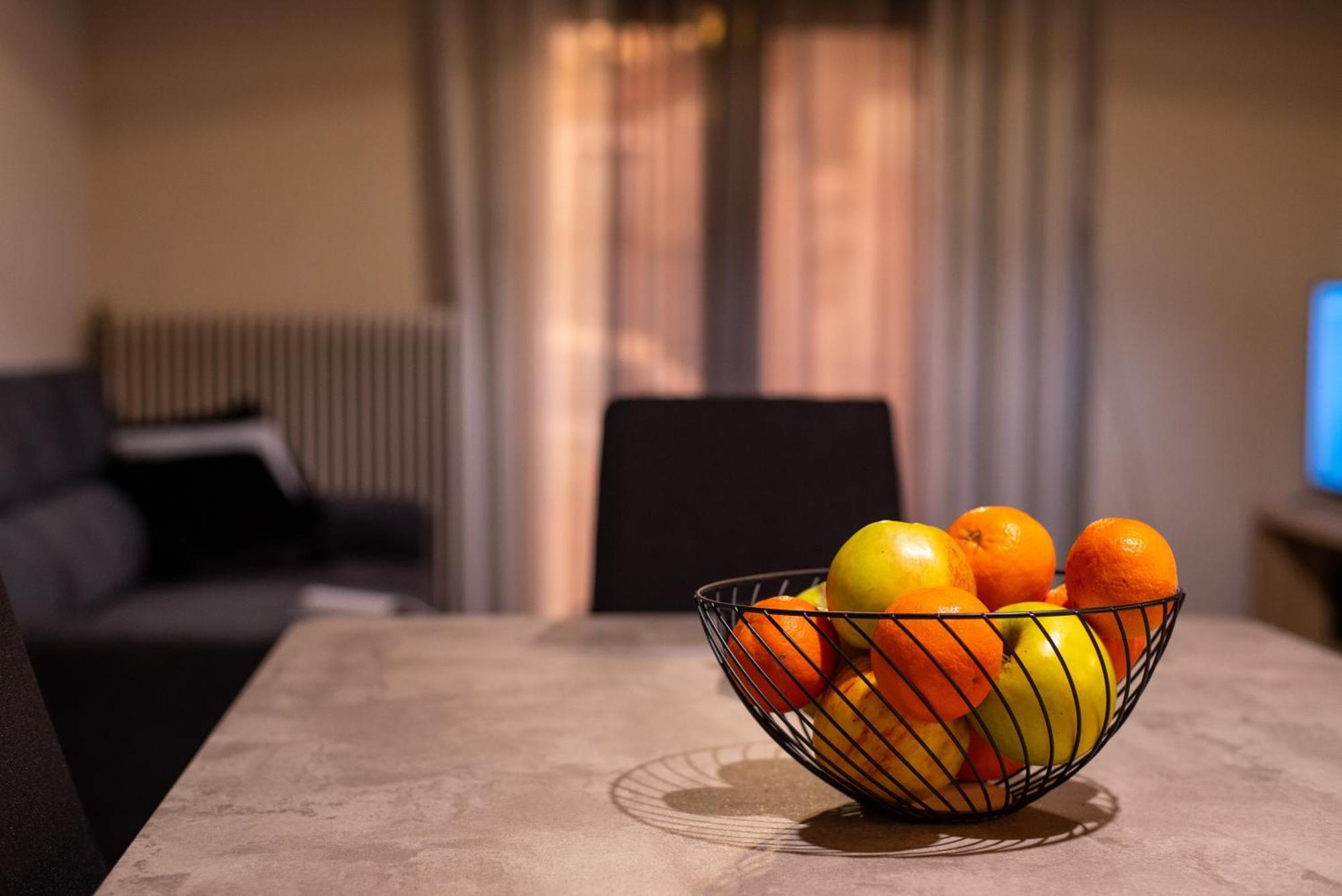 Stamos Apartment Airport Спата Экстерьер фото