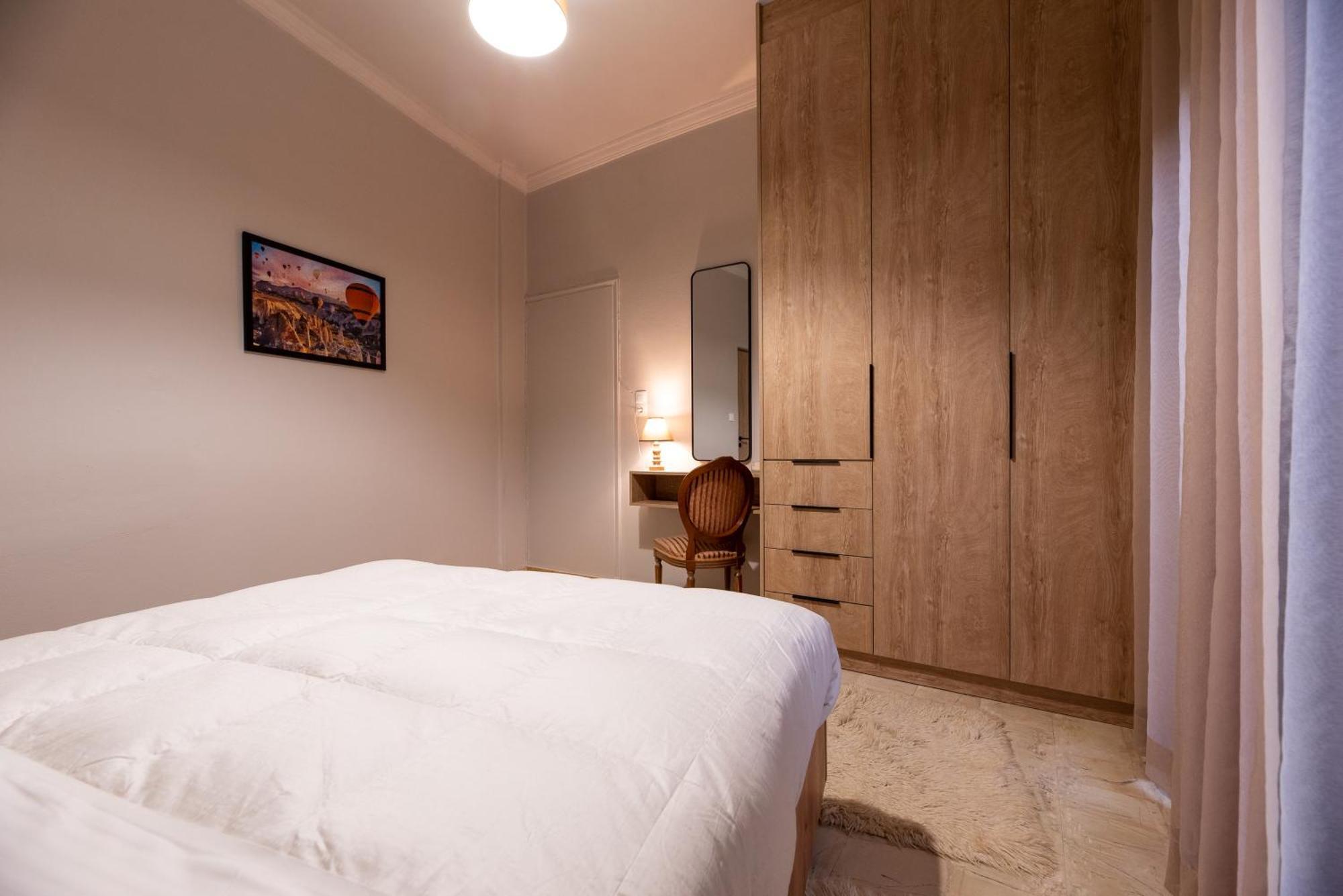 Stamos Apartment Airport Спата Экстерьер фото