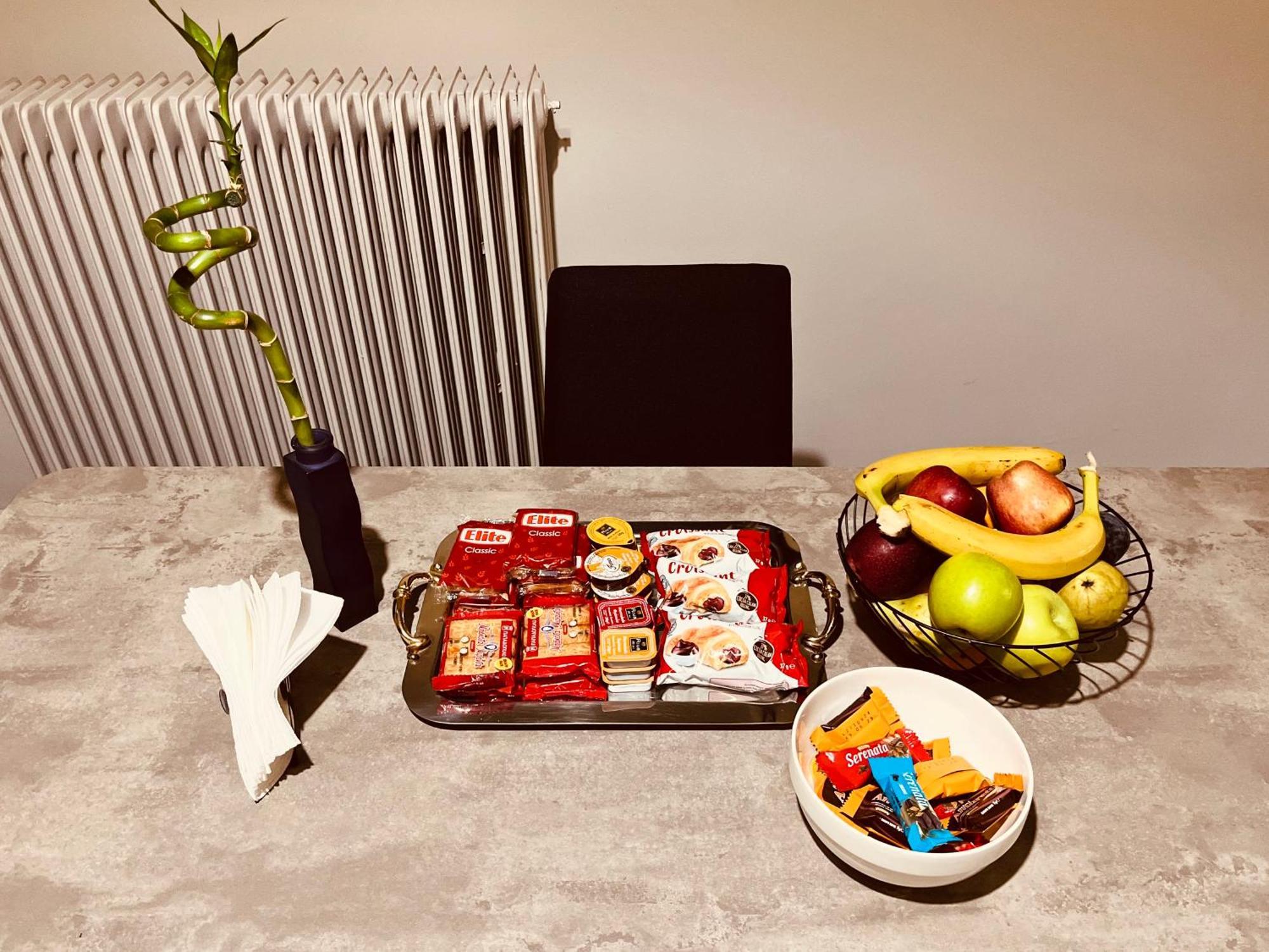 Stamos Apartment Airport Спата Экстерьер фото